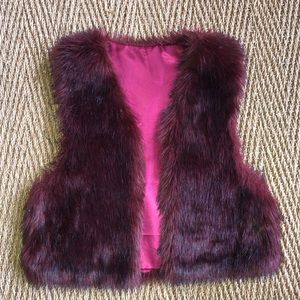 Brand *NO NAME* CUTE CROPPED FAUX VEST SZ M